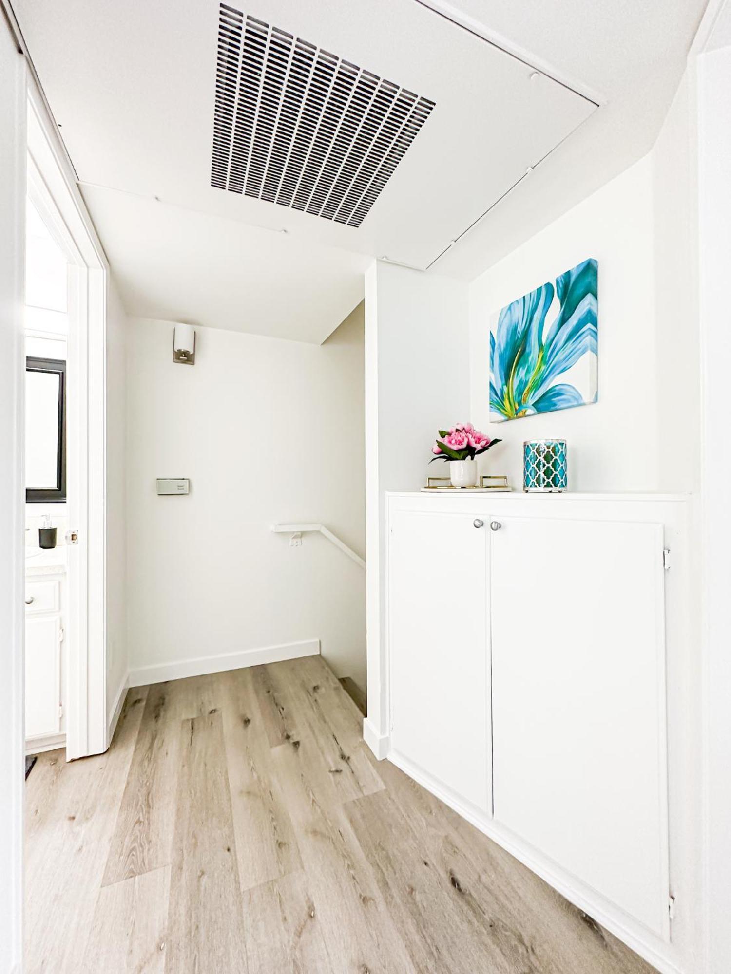 Charming 2-br, 2-story In Heart Of La - Br4 Hébergement de vacances Los Angeles