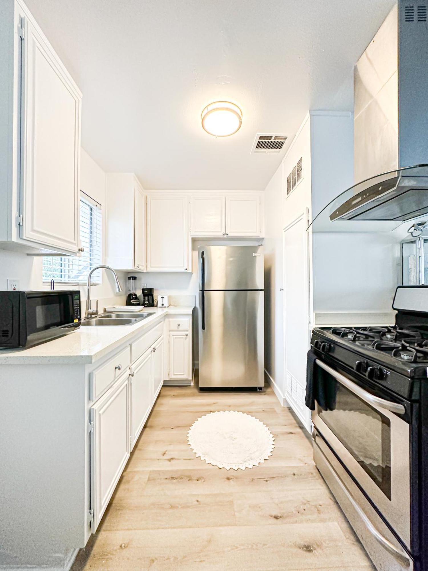 Charming 2-br, 2-story In Heart Of La - Br4 Casa vacanze Los Angeles