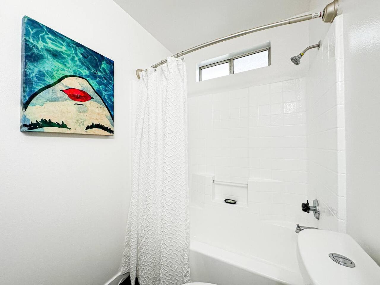 Charming 2-br, 2-story In Heart Of La - Br4 *